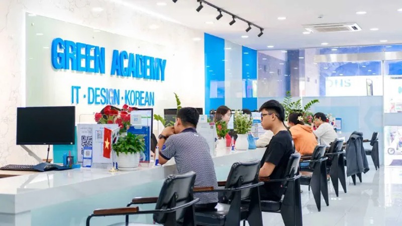 Review 6 trung tâm dạy Figma uy tín tại TPHCM (cập nhật 2026) Green-Academy-Dao-tao-dai-han-cam-ket-ho-tro-viec-lam